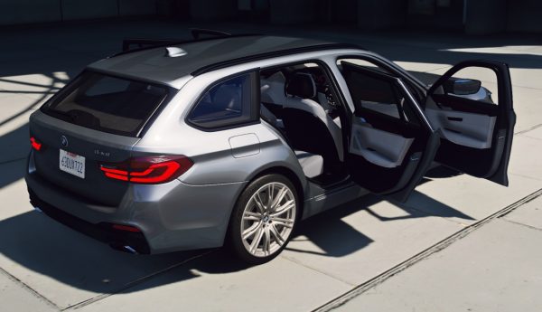 BMW 5 Series 2018 Touring - Afbeelding 4